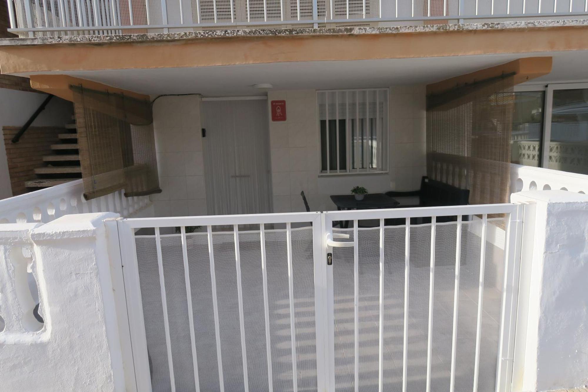 A 50 metros del mar Oliva Exterior foto