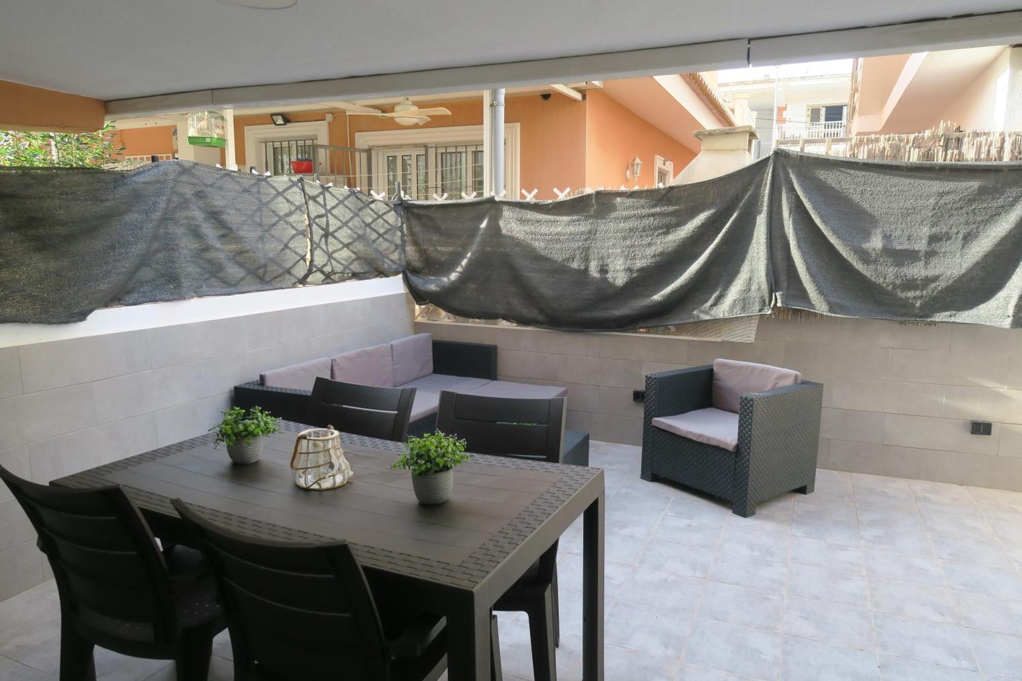 A 50 metros del mar Oliva Exterior foto